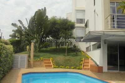 Casa de 4 alcobas en venta en Ciudad Jardin, Cali, 430 m² · foto 3 de 10