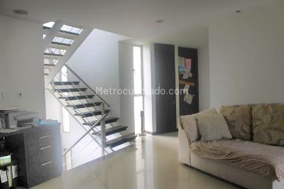 Casa de 4 alcobas en venta en Ciudad Jardin, Cali, 430 m² · foto 6 de 10