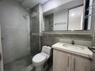 Apartamento de 2 alcobas en venta en Valle Del Lili, Cali, 79 m² · foto 14 de 20