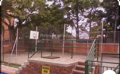 Apartamento de 3 alcobas en venta en Santa Anita, Cali, 97 m² · foto 10 de 14