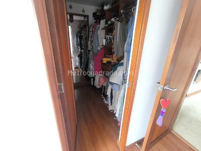 Apartamento de 3 alcobas en venta en Los Balsos 1, Medellín, 174 m² · foto 6 de 20