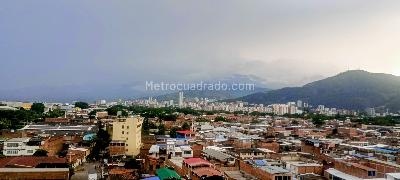 Apartamento en venta en Evaristo Garcia, Cali · foto 3 de 15
