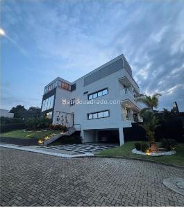 Casa de 5 alcobas en venta en Pance, Cali, 575 m² · foto 3 de 20