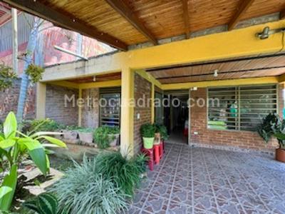 Casa de 2 alcobas en venta en Rozo, Palmira, 210 m² · foto 8 de 20
