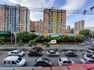 Apartamento de 4 alcobas en venta en Estadio, Medellín, 194 m² · foto 17 de 20