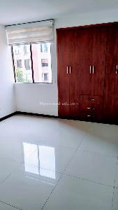 Apartamento de 3 alcobas en venta en Santa Anita, Cali, 97 m² · foto 6 de 9