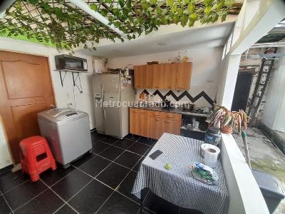 Casa de 5 alcobas en venta en San Joaquin, Medellín, 326 m² · foto 16 de 20