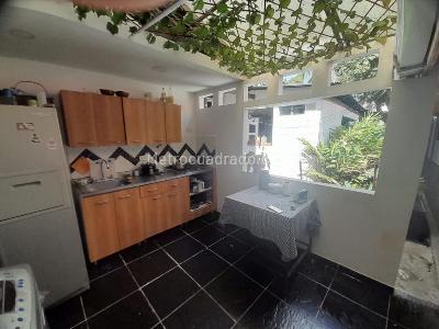 Casa de 5 alcobas en venta en San Joaquin, Medellín, 326 m² · foto 17 de 20