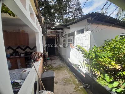 Casa de 5 alcobas en venta en San Joaquin, Medellín, 326 m² · foto 4 de 20