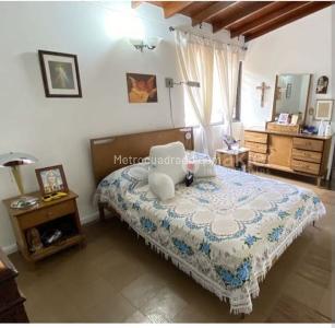 Casa de 5 alcobas en venta en Belen, Medellín, 241 m² · foto 8 de 17