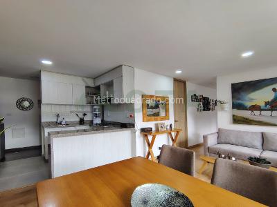 Apartamento de 2 alcobas en venta en Cañaveralejo, Sabaneta, 73 m² · foto 4 de 20