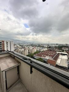 Apartamento de 1 alcoba en venta en La Flora, Cali, 31 m² · foto 9 de 13