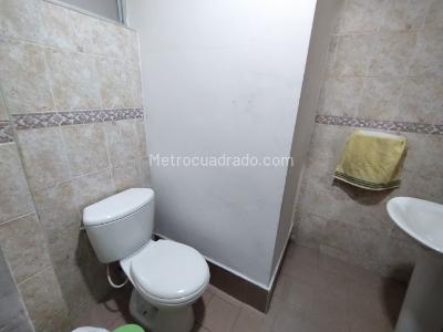 Casa de 5 alcobas en venta en Eucaristico, Cali, 308 m² · foto 17 de 20