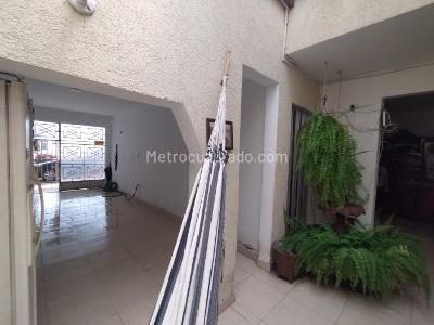 Casa de 5 alcobas en venta en Eucaristico, Cali, 308 m² · foto 6 de 20