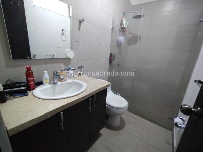 Casa de 5 alcobas en venta en Eucaristico, Cali, 308 m² · foto 15 de 20