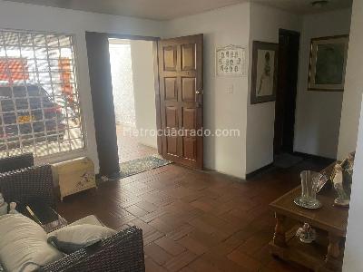 Casa de 4 alcobas en venta en Ciudad Jardin, Cali, 445 m² · foto 8 de 19