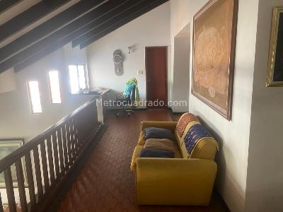 Casa de 4 alcobas en venta en Ciudad Jardin, Cali, 445 m² · foto 16 de 19