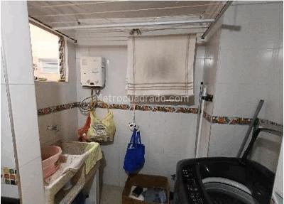 Apartamento de 2 alcobas en venta en Santa Teresita, Cali, 54 m² · foto 3 de 11