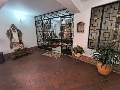 Apartamento de 4 alcobas en venta en Santa Teresita, Cali, 285 m² · foto 5 de 20