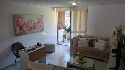 Apartamento de 3 alcobas en venta en Prados Del Norte, Cali, 100 m² · foto 2 de 19