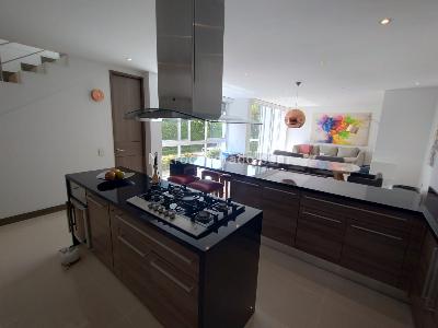 Casa de 3 alcobas en venta en Pance, Cali, 300 m² · foto 3 de 15