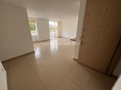 Apartamento de 3 alcobas en venta en Tejares Cristales, Cali, 118 m² · foto 2 de 20