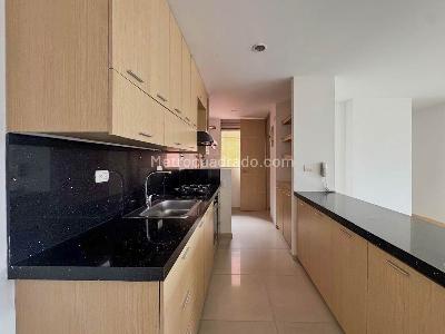 Apartamento en venta en El Esmeraldal, Envigado · foto 6 de 20