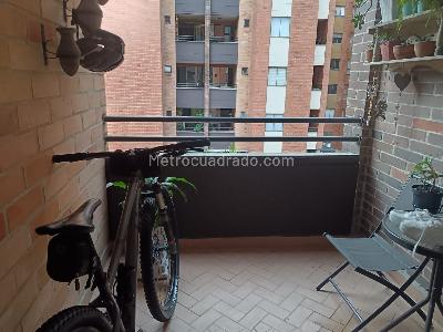 Apartamento de 3 alcobas en venta en Jardines, Envigado, 108 m² · foto 2 de 20