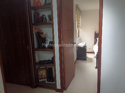 Apartamento de 3 alcobas en venta en Jardines, Envigado, 108 m² · foto 17 de 20
