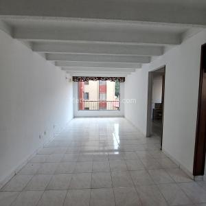 Apartamento en venta en Prados Del Norte, Cali · foto 5 de 20