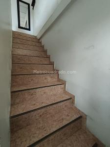 Casa de 5 alcobas en venta en Cristobal Colon, Cali, 280 m² · foto 10 de 16