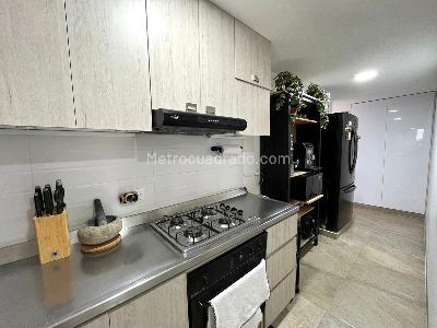 Apartamento de 2 alcobas en venta en Granada, Cali, 100 m² · foto 5 de 17