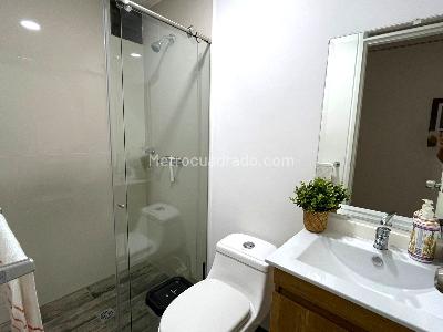 Apartamento de 2 alcobas en venta en Granada, Cali, 100 m² · foto 13 de 17
