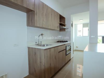 Apartamento de 3 alcobas en venta en Maria Auxiliadora, Sabaneta, 72 m² · foto 3 de 20