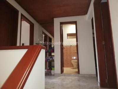Casa de 5 alcobas en venta en Vipasa, Cali, 374 m² · foto 13 de 20