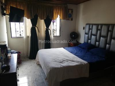 Casa de 5 alcobas en venta en Vipasa, Cali, 374 m² · foto 16 de 20