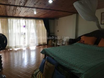 Casa de 5 alcobas en venta en Vipasa, Cali, 374 m² · foto 19 de 20