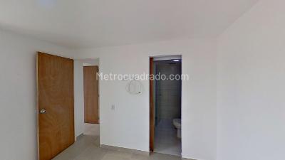 Apartamento de 3 alcobas en venta en San Gabriel, Bello, 51 m² · foto 12 de 19