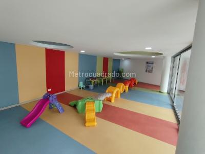 Apartamento de 3 alcobas en venta en San Gabriel, Bello, 51 m² · foto 13 de 19