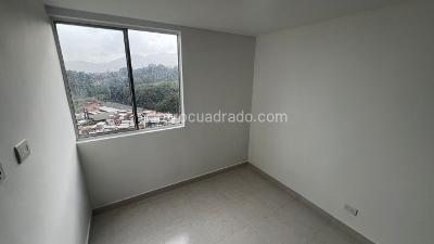 Apartamento de 3 alcobas en venta en Santa Maria 2, Itagüí, 56 m² · foto 15 de 20