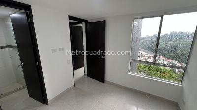 Apartamento de 3 alcobas en venta en Santa Maria 2, Itagüí, 56 m² · foto 18 de 20