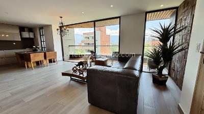 Apartamento de 3 alcobas en venta en Belen, Medellín, 118 m² · foto 4 de 17