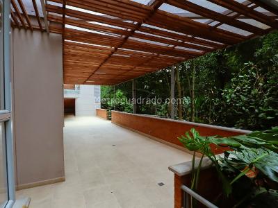 Apartamento de 5 alcobas en venta en Loma Benedictinos, Envigado, 220 m² · foto 13 de 20