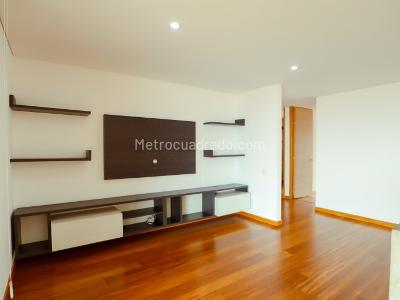 Apartamento de 5 alcobas en venta en Loma Benedictinos, Envigado, 220 m² · foto 6 de 20
