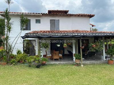 Casa de 5 alcobas en venta en Pance, Cali, 207 m² · foto 3 de 17