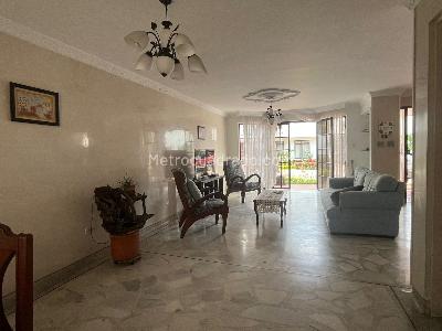 Casa en venta en La Cascada, Cali · foto 2 de 20