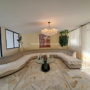 Apartamento de 5 alcobas en venta en Santa Monica Residential, Cali, 463 m² · foto 3 de 20
