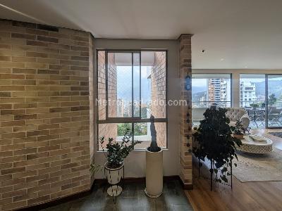 Apartamento de 3 alcobas en venta en La Calera, Medellín, 169 m² · foto 3 de 20