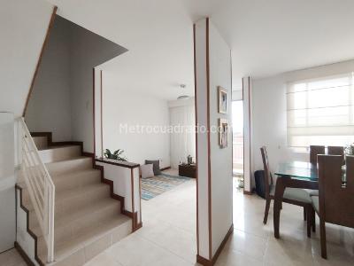 Apartamento de 3 alcobas en venta en Valle Del Lili, Cali, 101 m² · foto 4 de 20
