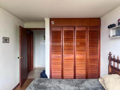 Apartamento de 3 alcobas en venta en El Tesoro, Medellín, 123 m² · foto 10 de 17